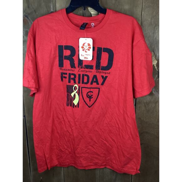 Custom Ink Red Friday Remember Everyone Deployed T Shirt Size Large Men - Picture 1 of 3